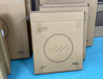 goxmart 15.7-inch round display ready for packaging