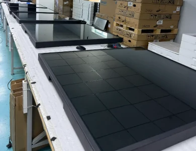 goxmart square lcd display on production assembly line